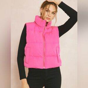 Bright Stylish Trendy Pink Puffer Vest Jacket Pockets Layering Women’s Large NWT